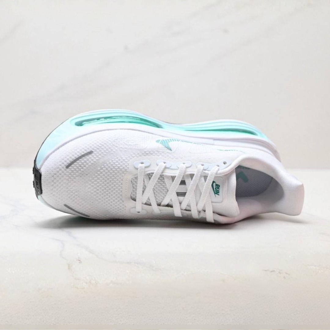 Nike Vomero Premium - Branco/Verde